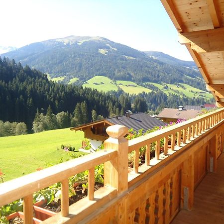 Alpbacher Appartementhaus Johannes מראה חיצוני תמונה