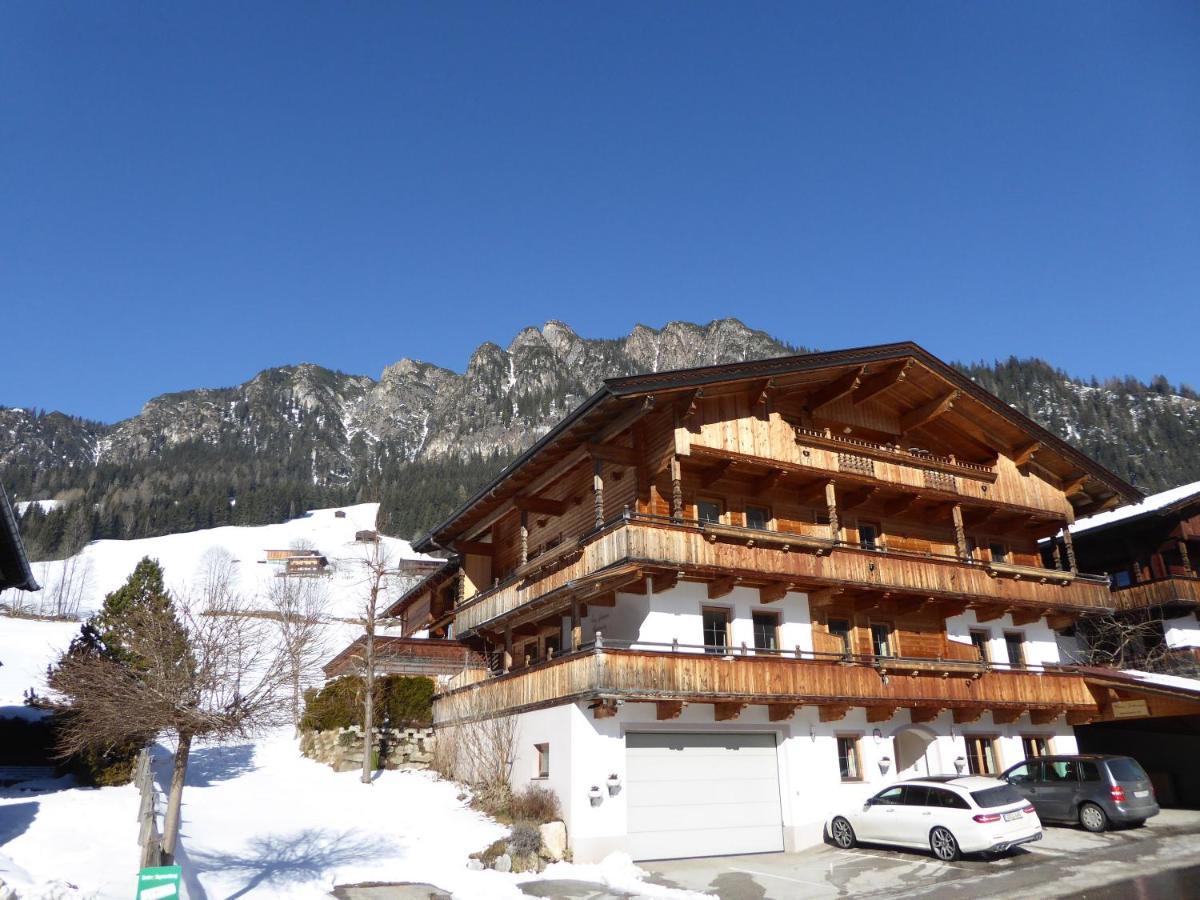 Alpbacher Appartementhaus Johannes מראה חיצוני תמונה